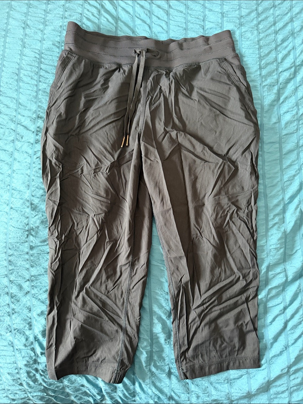 lululemon athletica Cropped Ribbed Dance Studio Pants - Navy Blue Size 8